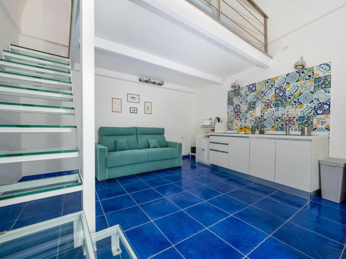Santoro - De Vivo Realty Sorrento Позитано